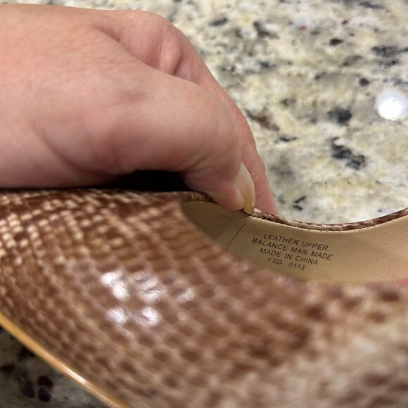 Joan & David Dazevida Leather Snakeskin Print Pumps Women's Size 9M - Picture 5 of 10